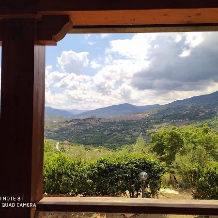 Room In Casa Castiglia A Woodhouse With Beautiful View Close Madonie Park Castelbuono  Esterno foto